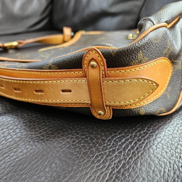 Louis Vuitton Tulum Monogram Canvas GM Pre-Owned - Picture 9 of 16